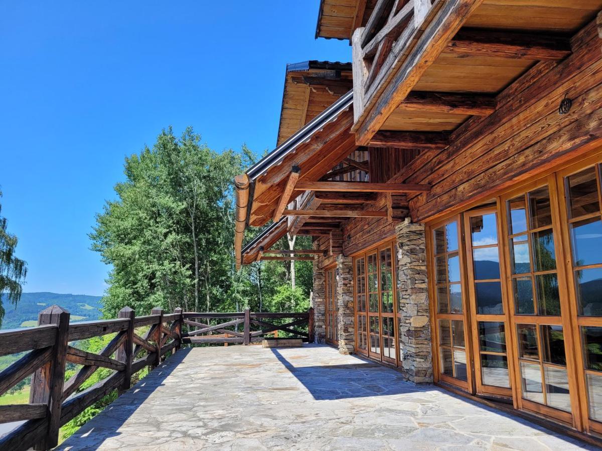 Berry Hotel Klatovy Luaran gambar